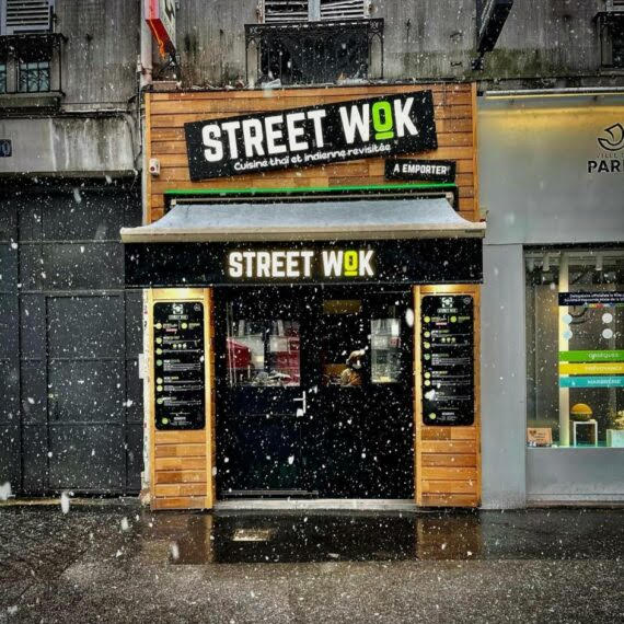 Réalisation de l'enseigne Streetwok