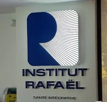 Signalétique lettres découpées institut rafael, réalisé par atelier gambetta