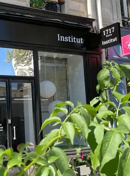 enseigne institut de beauté