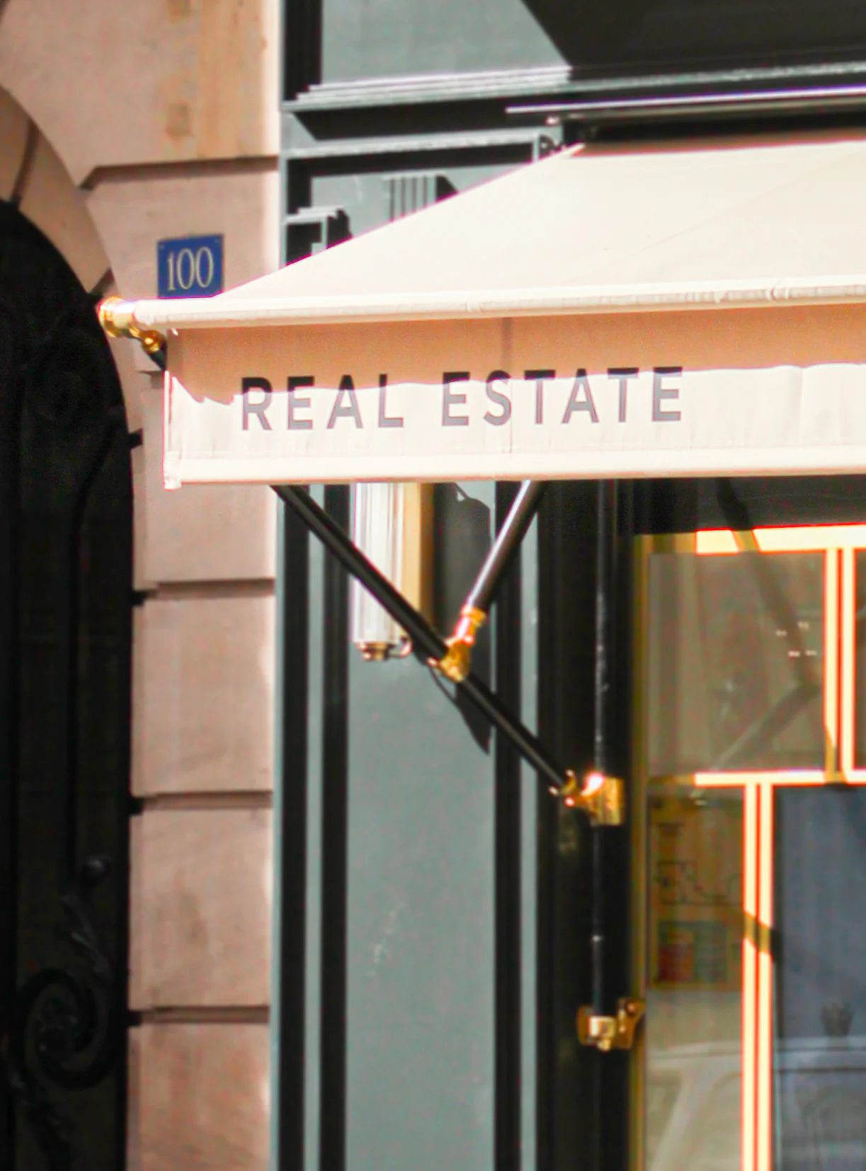 store bannette pour L'agence Kretz par ATGA