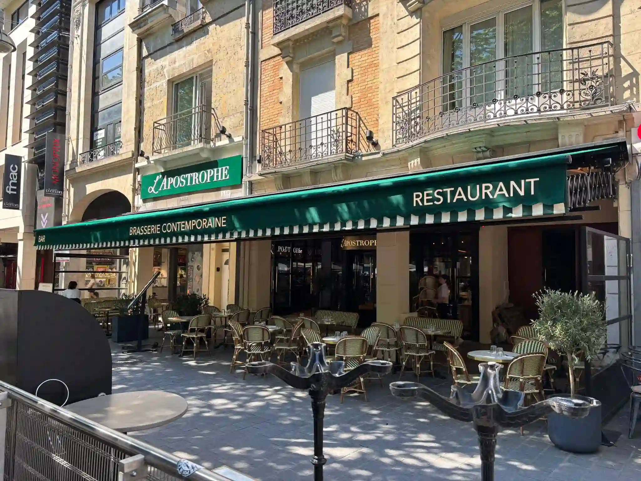 Store pour Brasserie L'Apostrophe à Reims par Atelier Gambetta 5